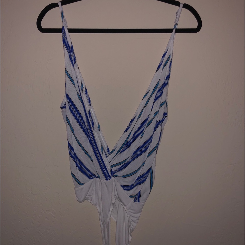 Plunging bodysuit